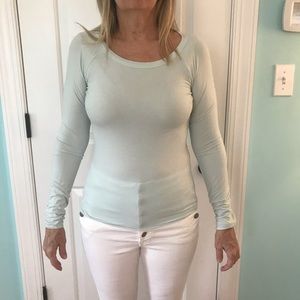 Banana Republic Long Sleeve T-Shirt